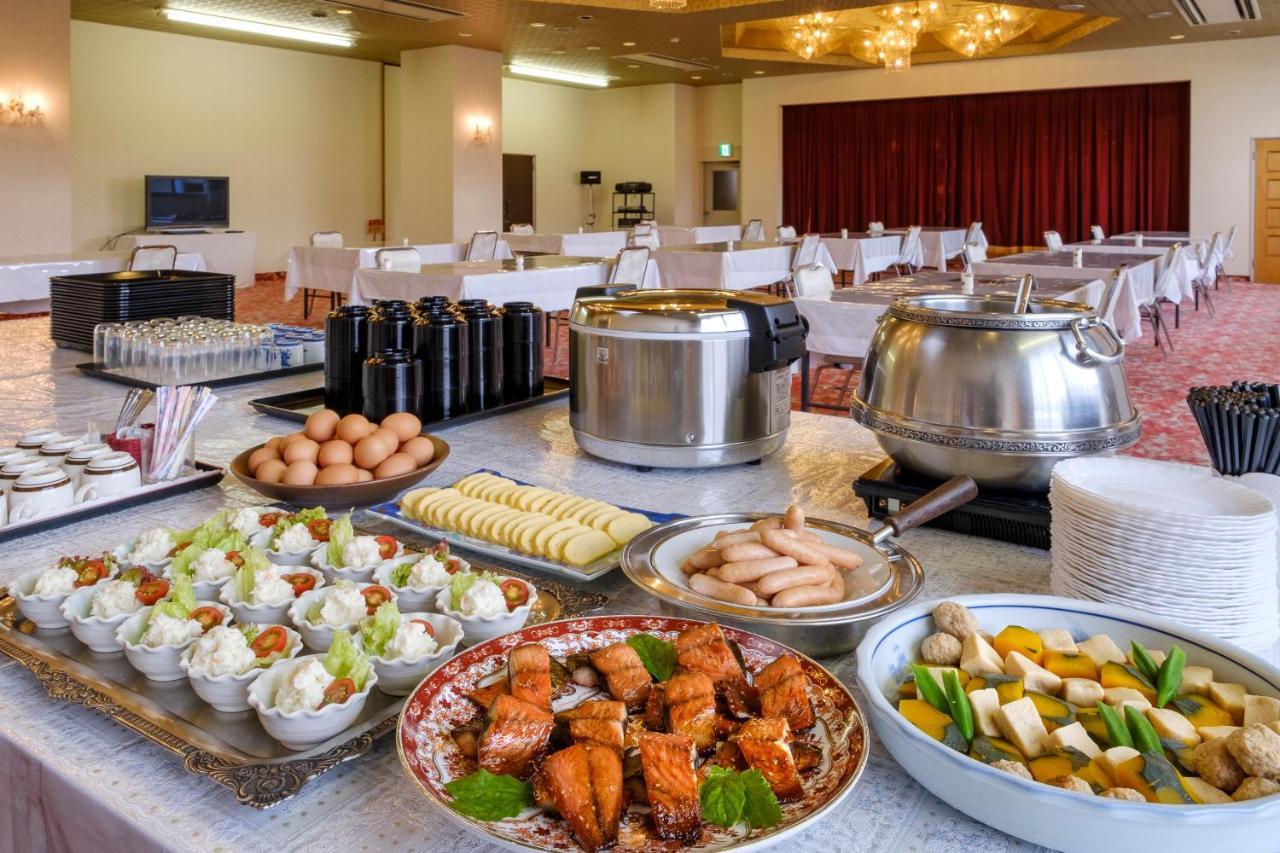 Nobeoka Royal Hotel Екстериор снимка